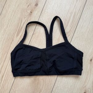 lululemon black sports bra